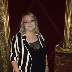 Meet your Posher, Nikki